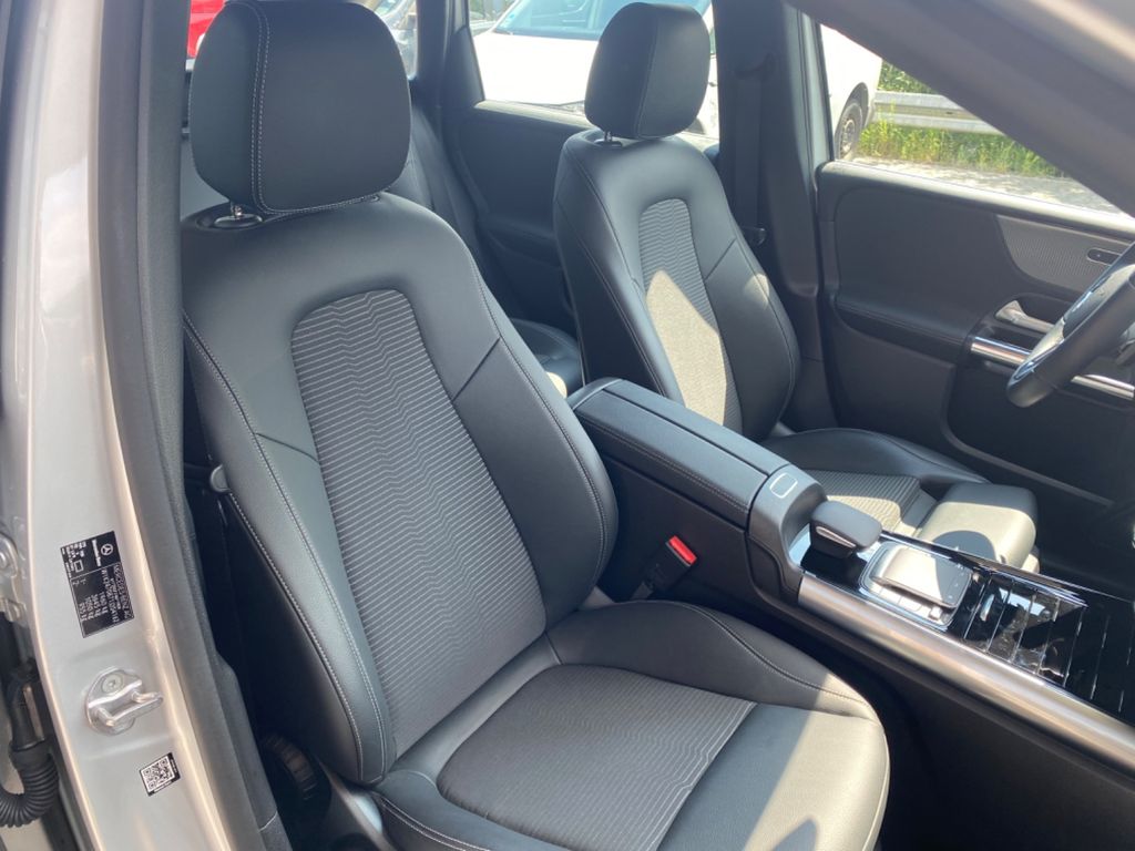 مرسيدس بنز بي 200