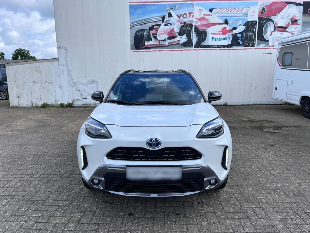 تويوتا ياريس كروس