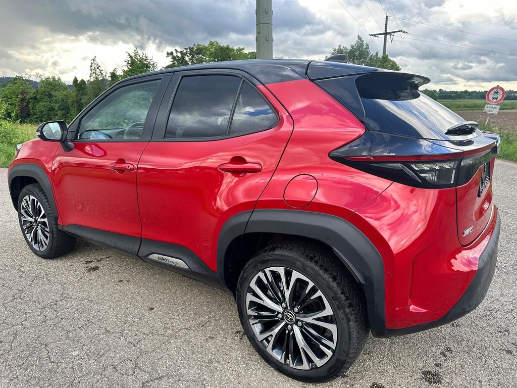 تويوتا ياريس كروس