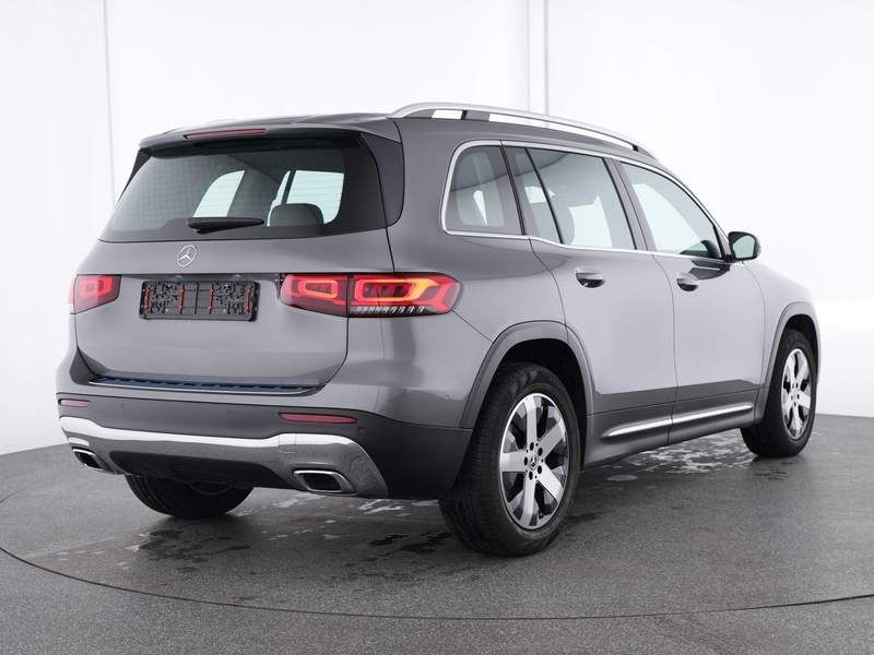 مرسيدس بنز جي ال بي 180