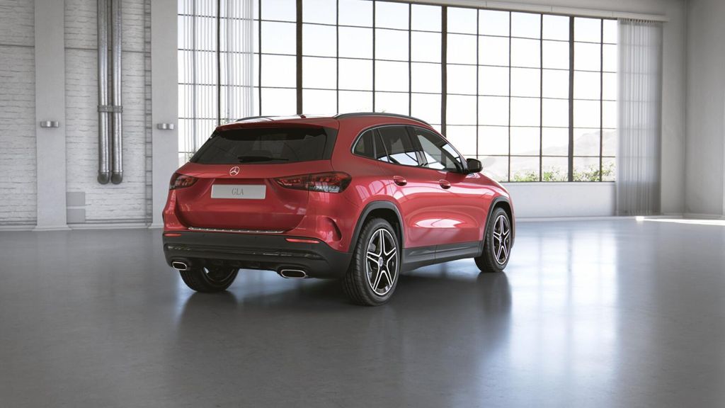 مرسيدس بنز جي ال ايه 180