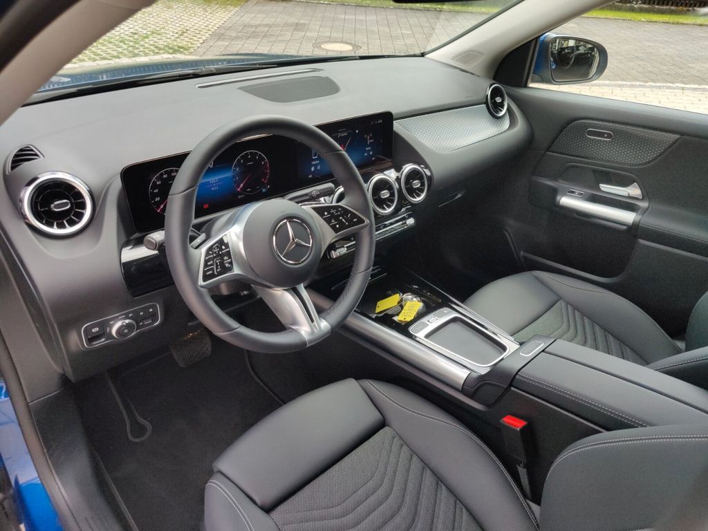 مرسيدس بنز جي ال ايه 200