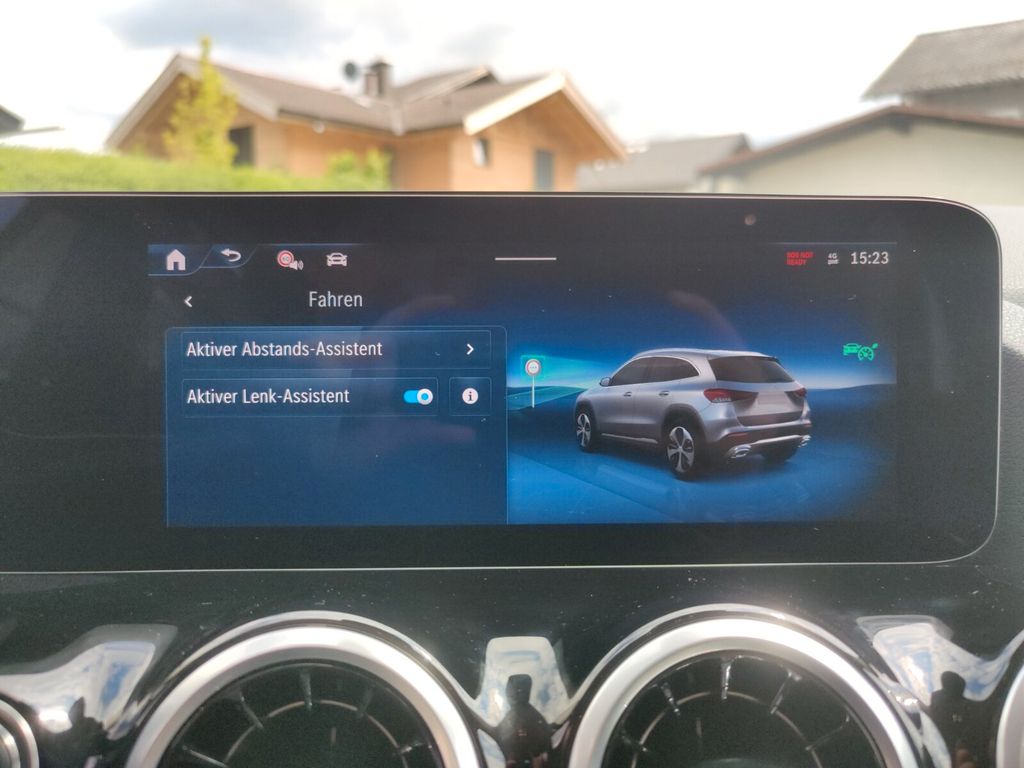 مرسيدس بنز جي ال ايه 200