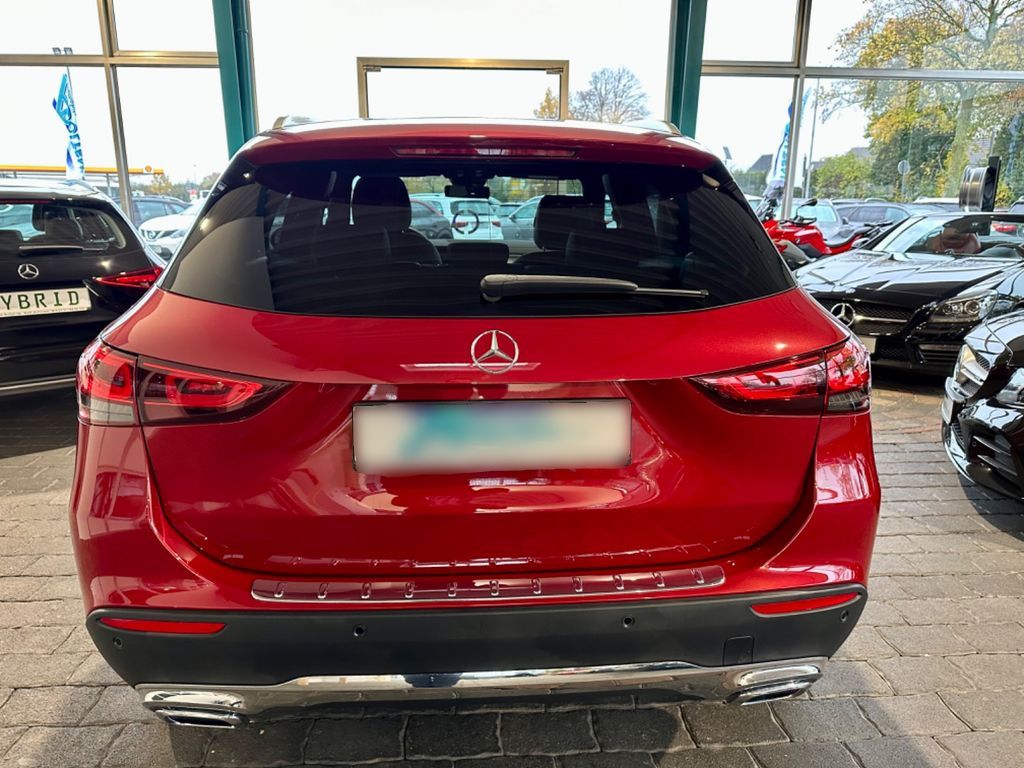 مرسيدس بنز جي ال ايه 200