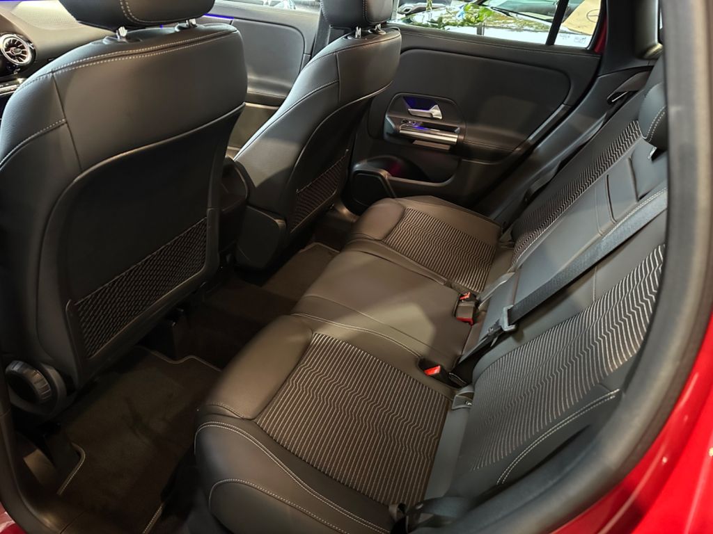 مرسيدس بنز جي ال ايه 200