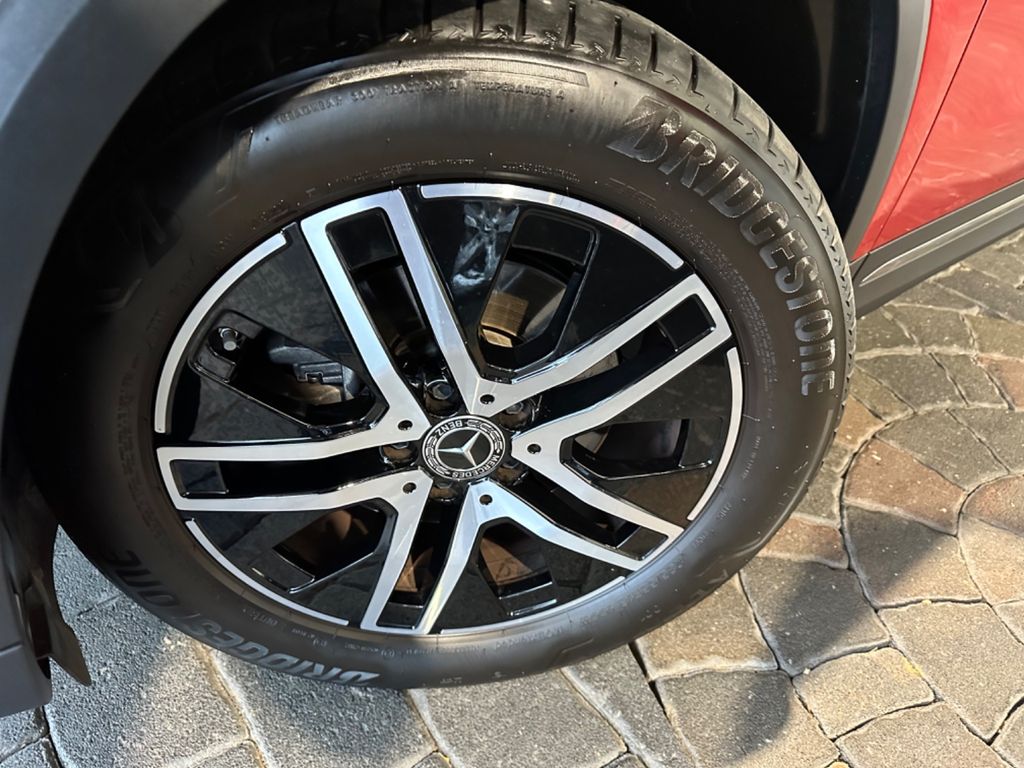 مرسيدس بنز جي ال ايه 200