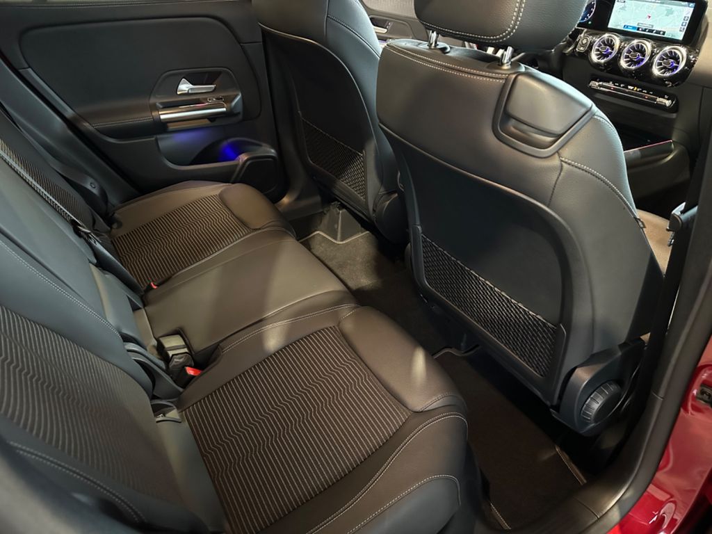 مرسيدس بنز جي ال ايه 200