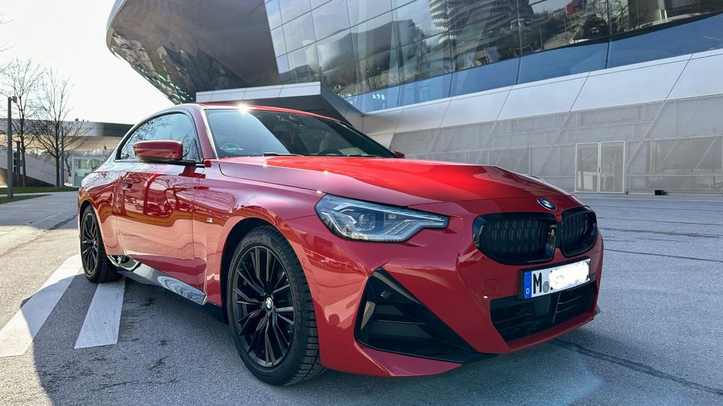 بي ام دبليو 220i