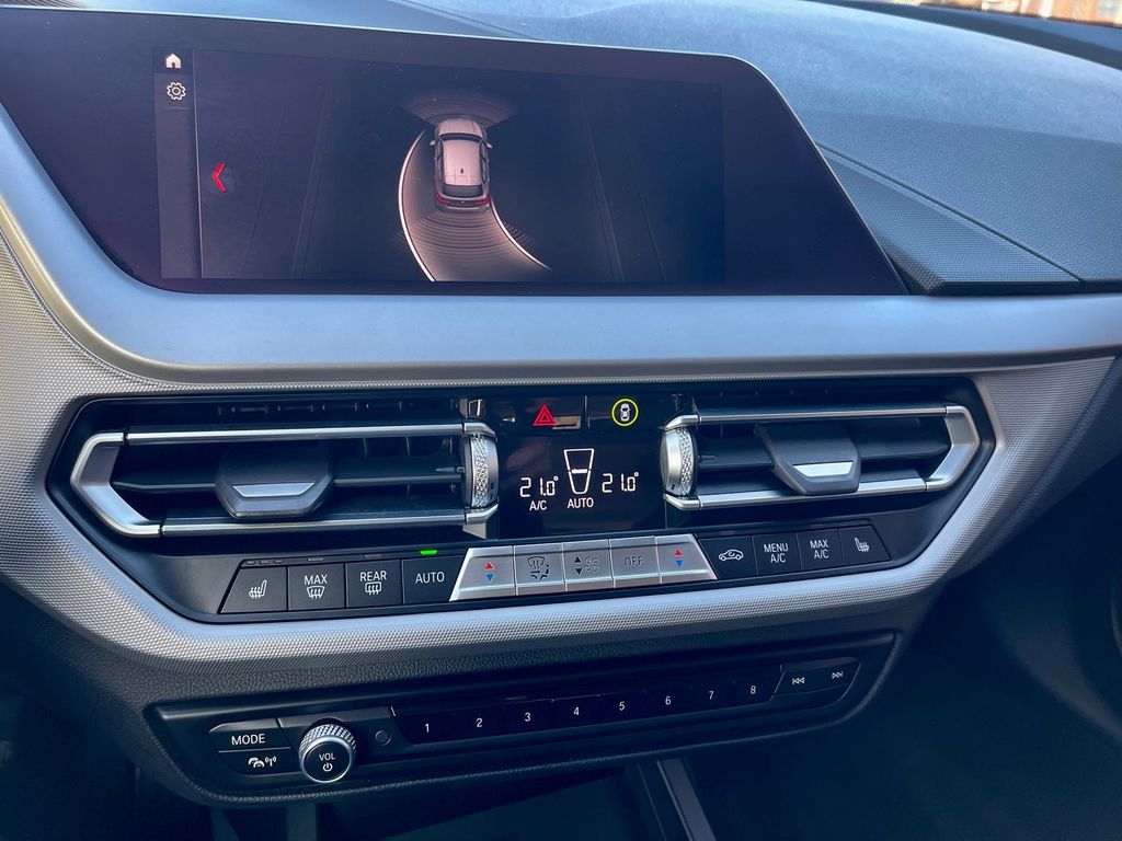 بي ام دبليو 118i