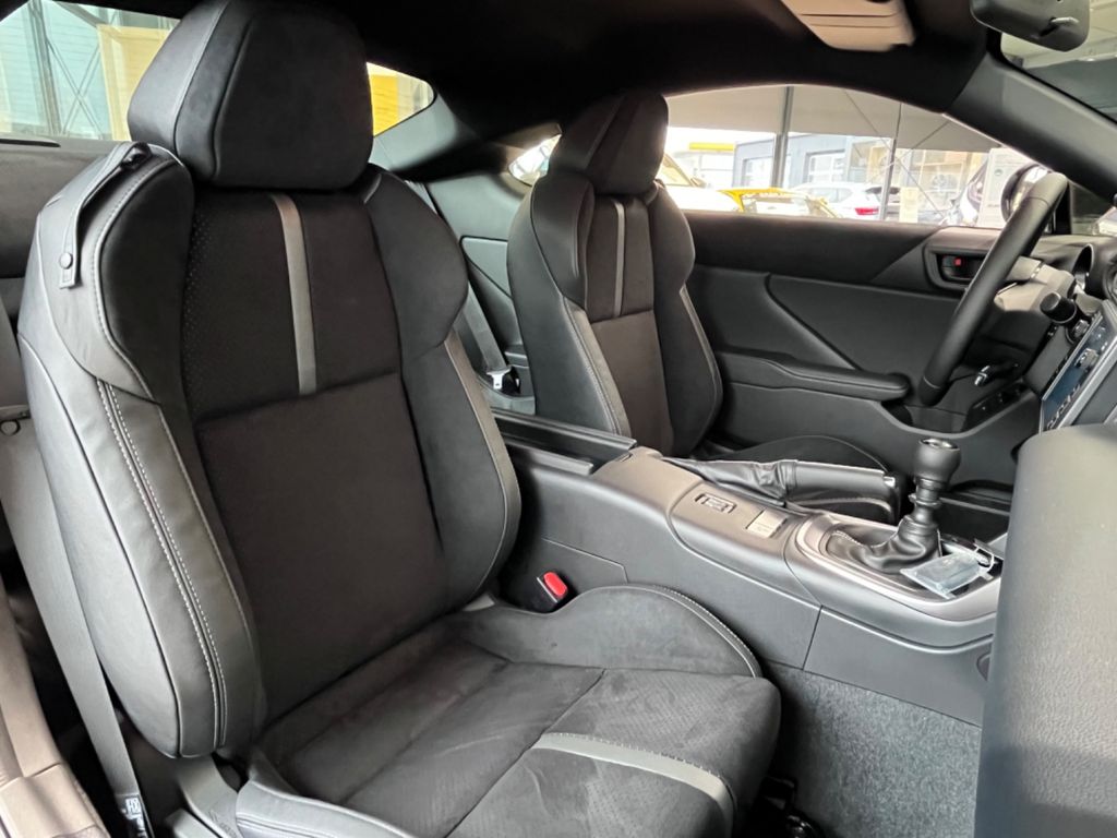 تويوتا جي آر 86