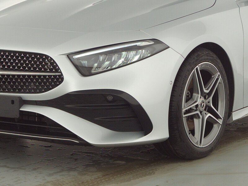 مرسيدس بنز A180