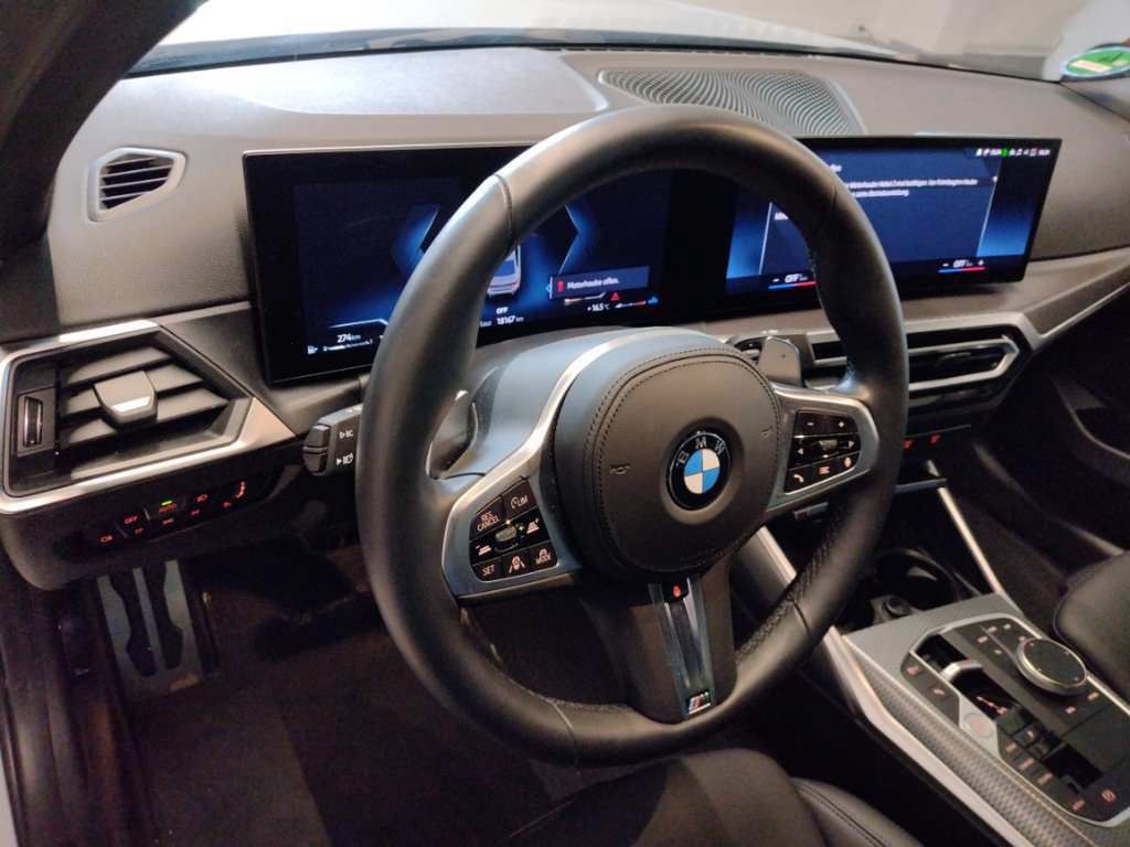 بي ام دبليو 320 د