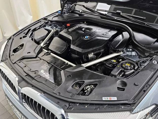 BMW 5 серия (G30)520i