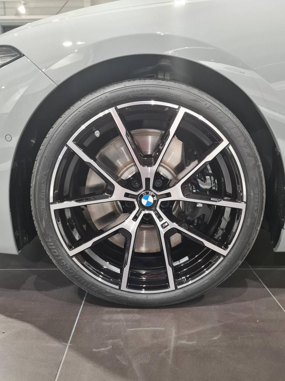 بي ام دبليو 850i