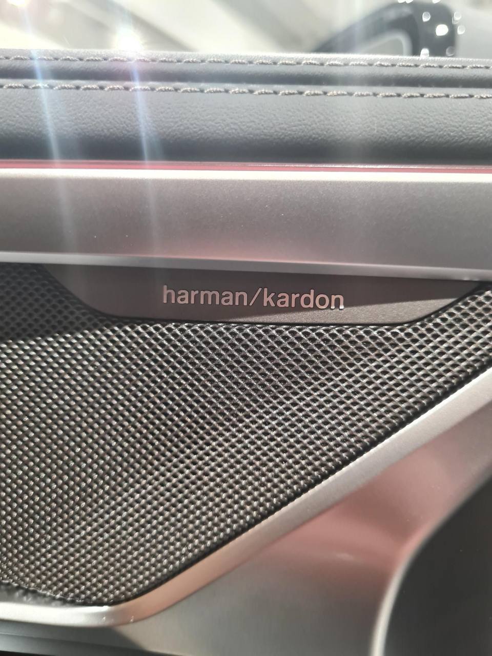 بي ام دبليو 850i