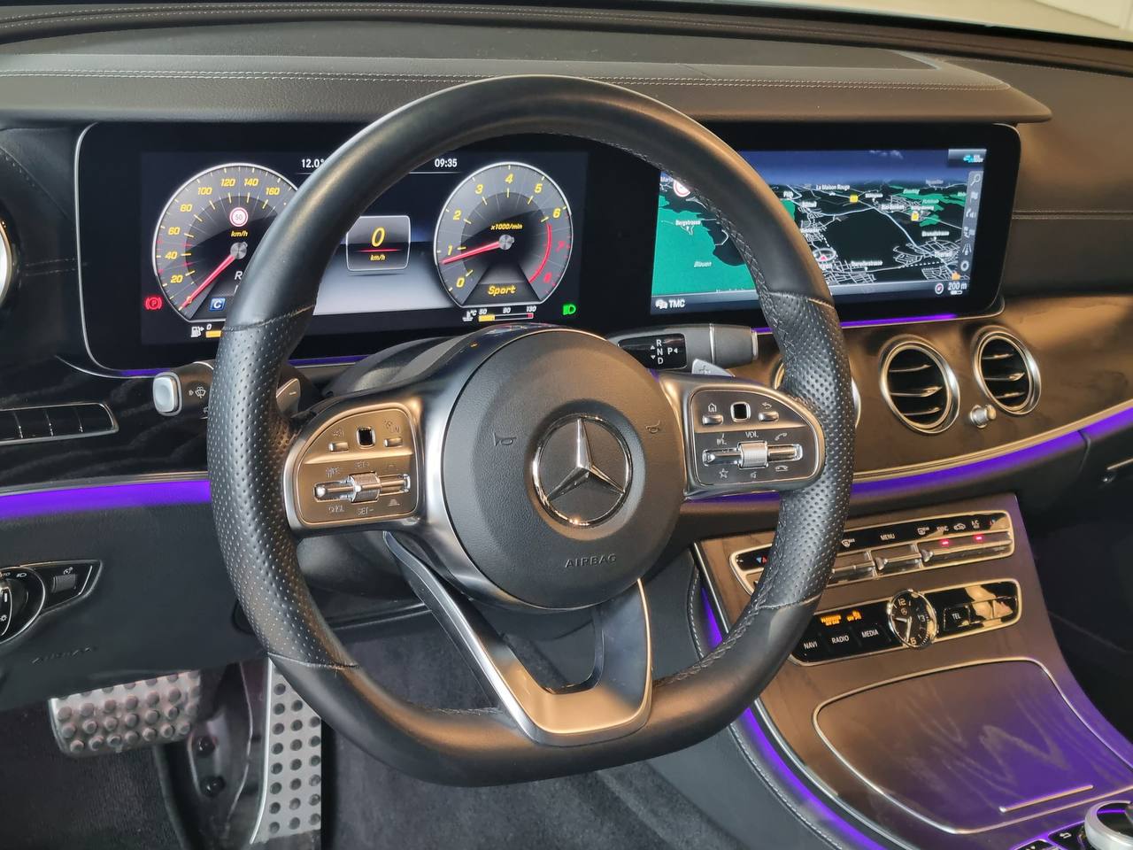 مرسيدس بنز E300