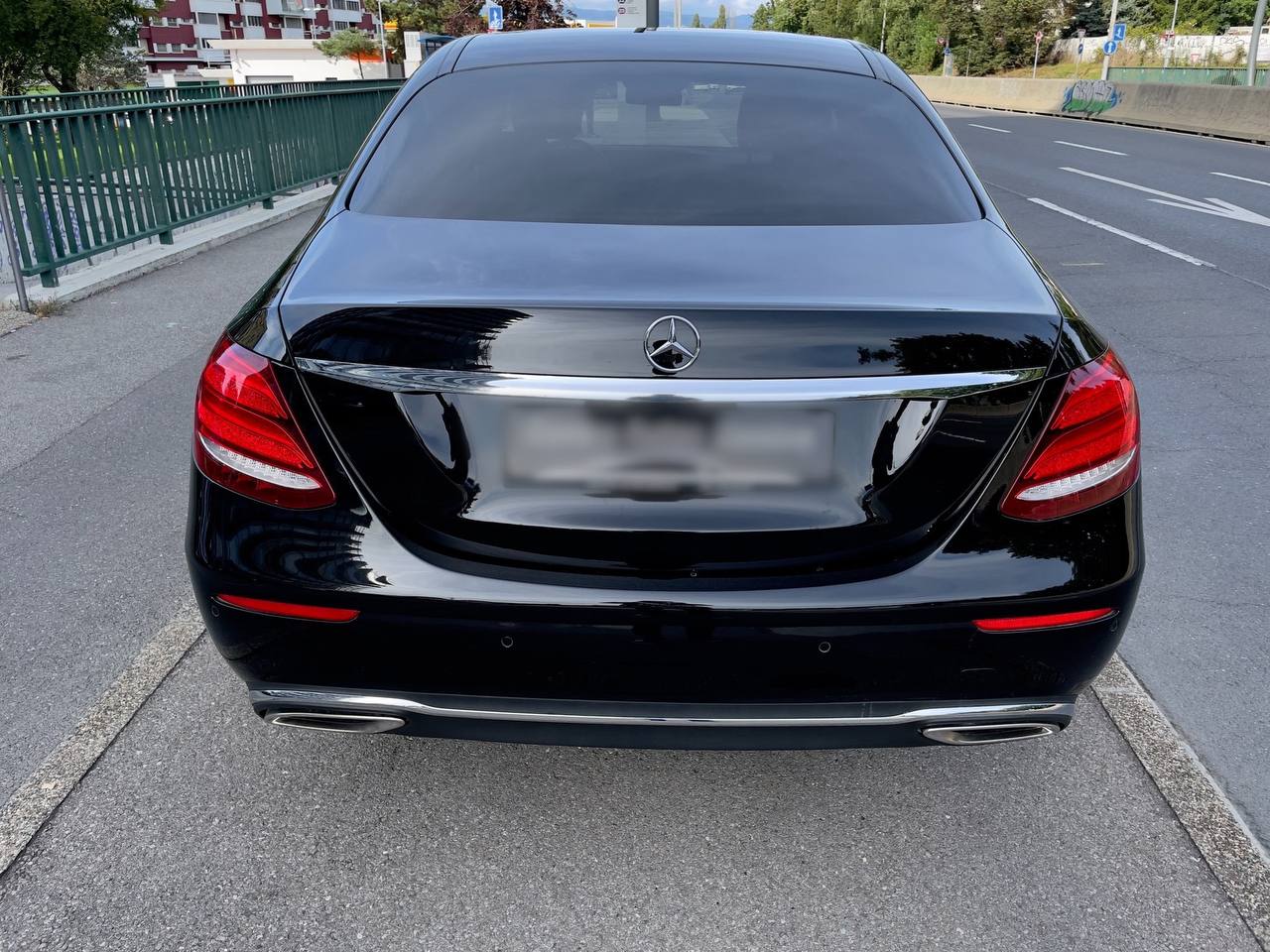 مرسيدس بنز E200