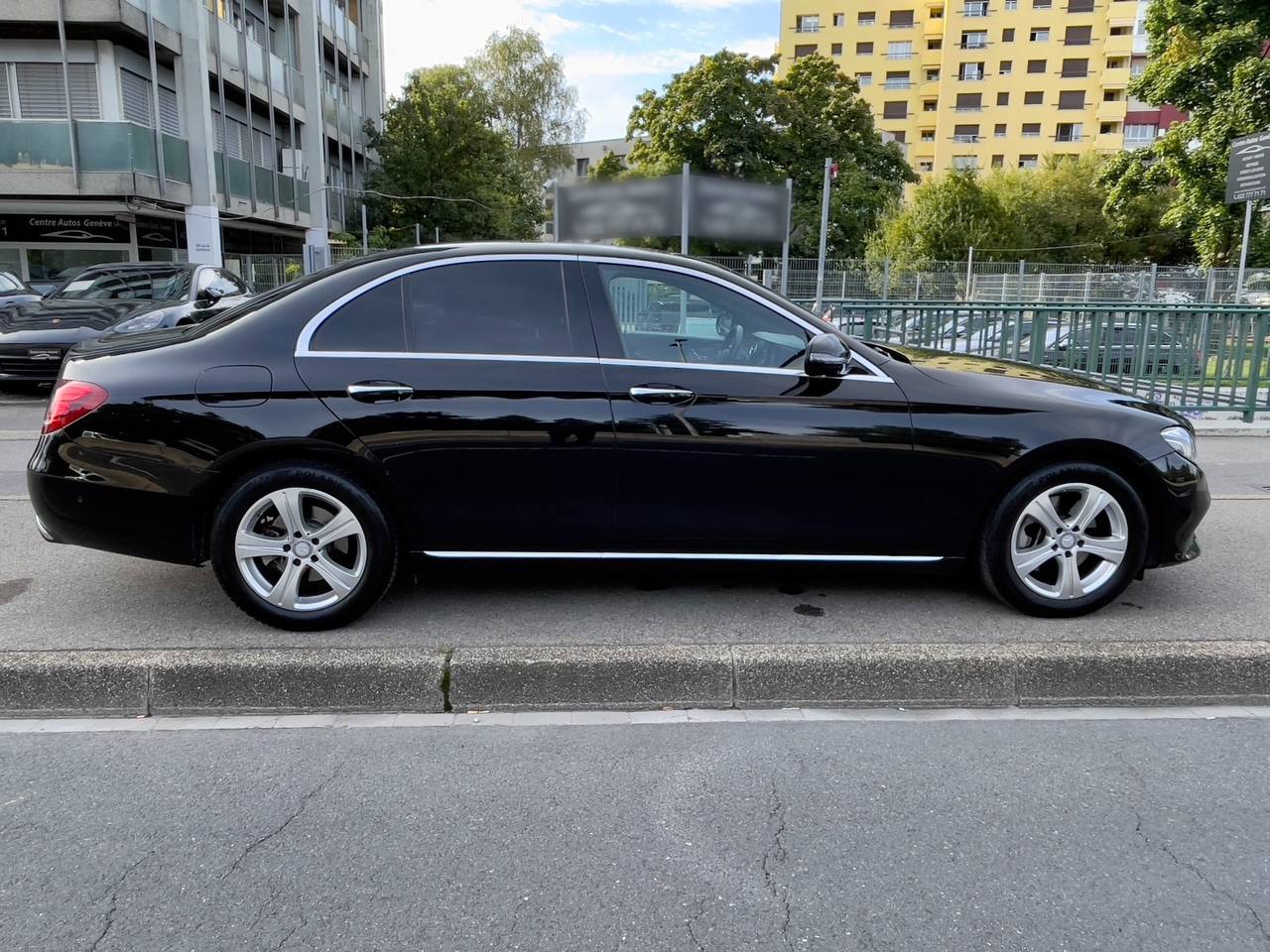 مرسيدس بنز E200