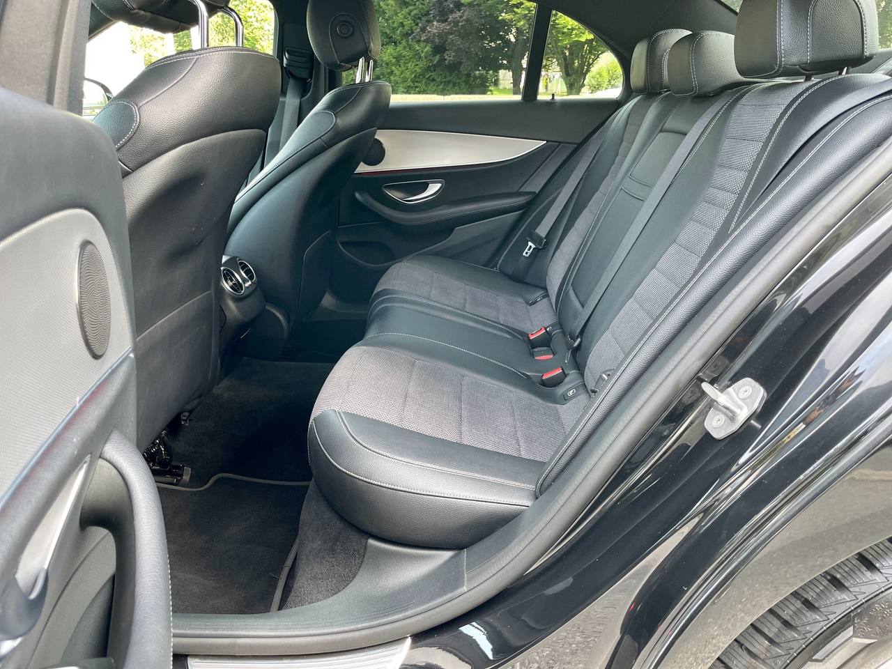 مرسيدس بنز E200