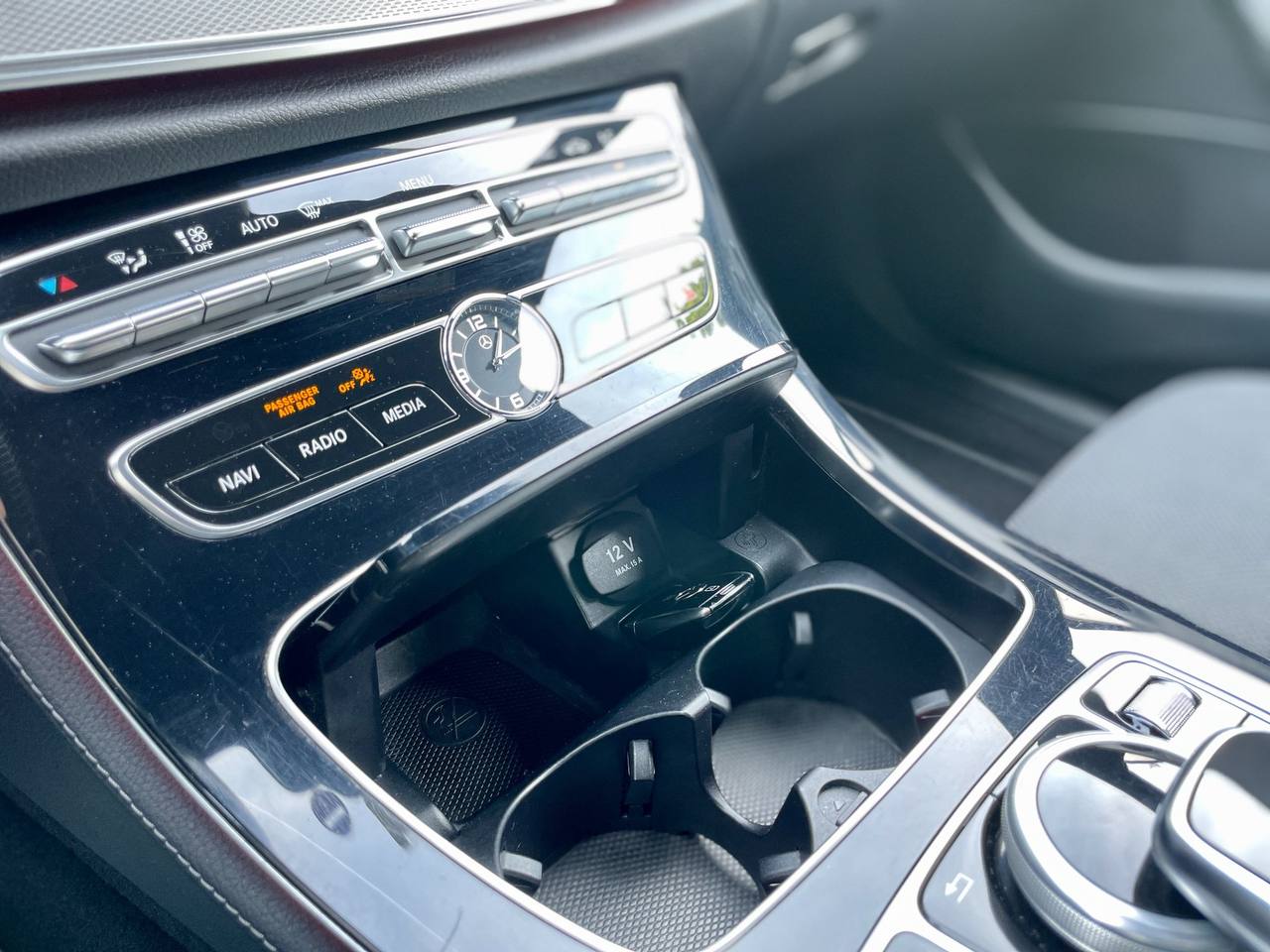 مرسيدس بنز E200