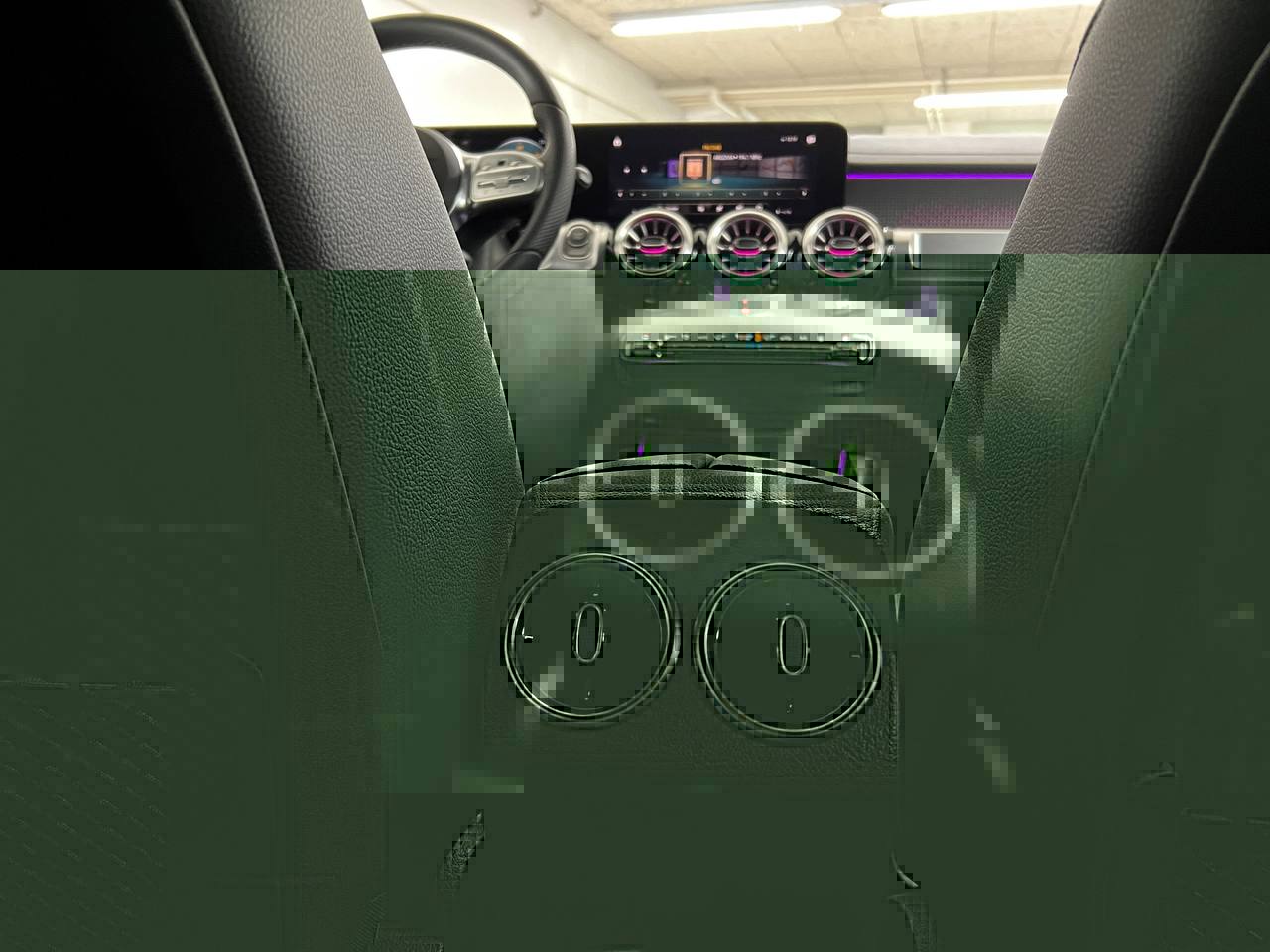 Mercedes-Benz EQB350