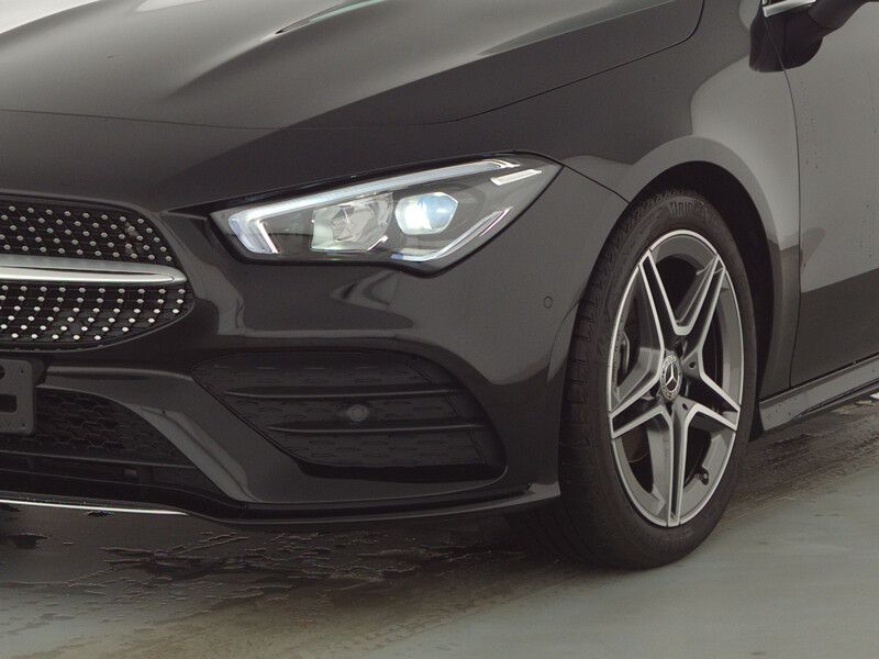 مرسيدس بنز سي ال ايه 180