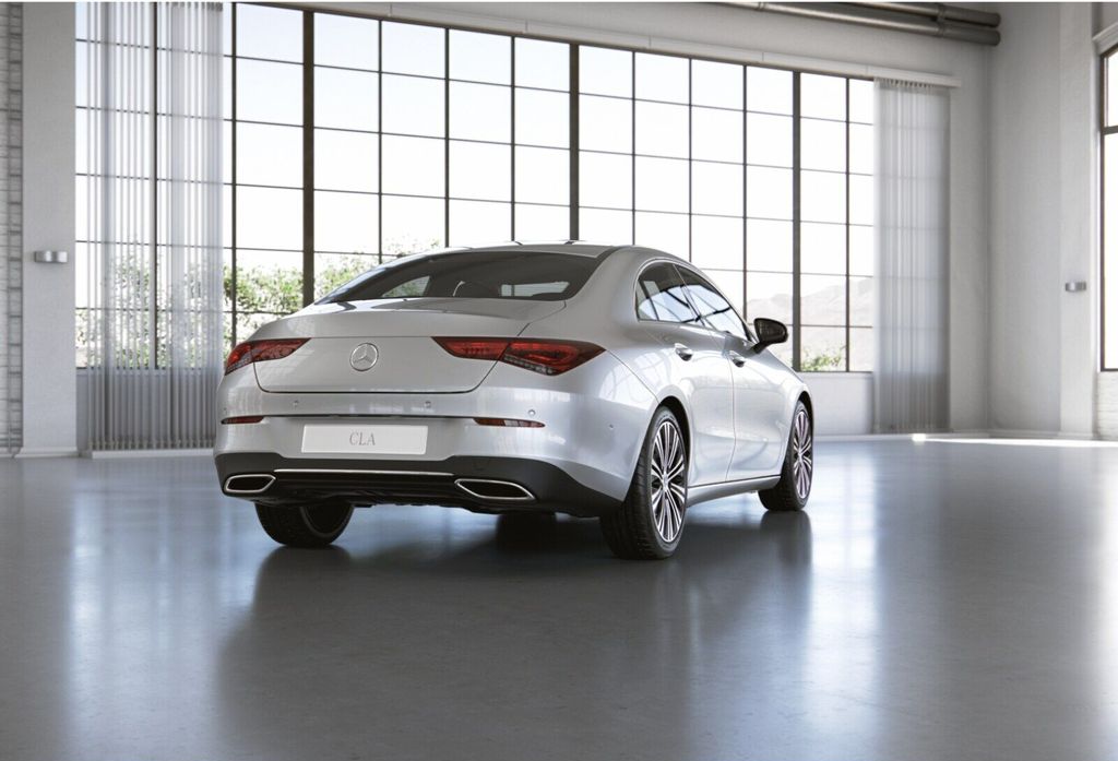 مرسيدس بنز سي ال ايه 180