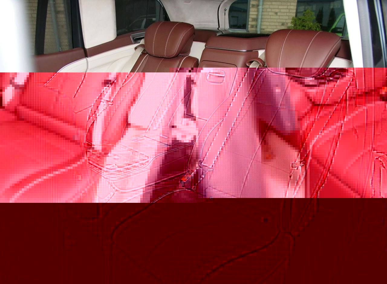 مرسيدس بنز جي ال اس 600