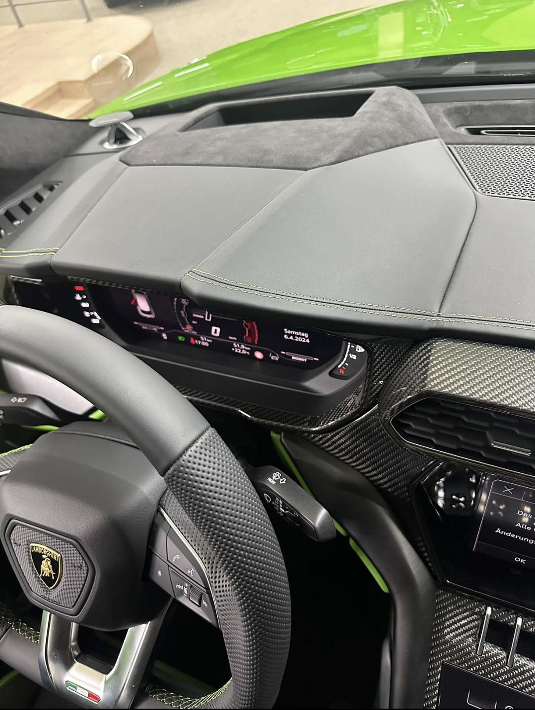 لامبورجيني اوروس