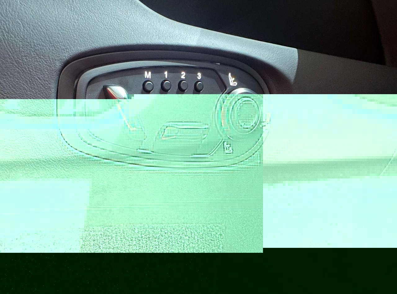 أستون مارتن دي بي 12