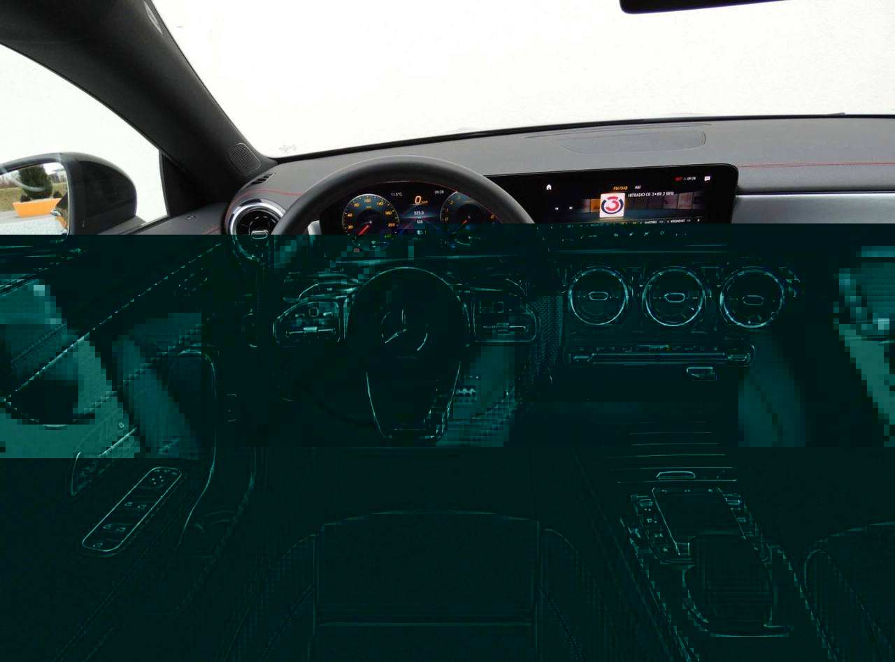  Mercedes-Benz CLA250