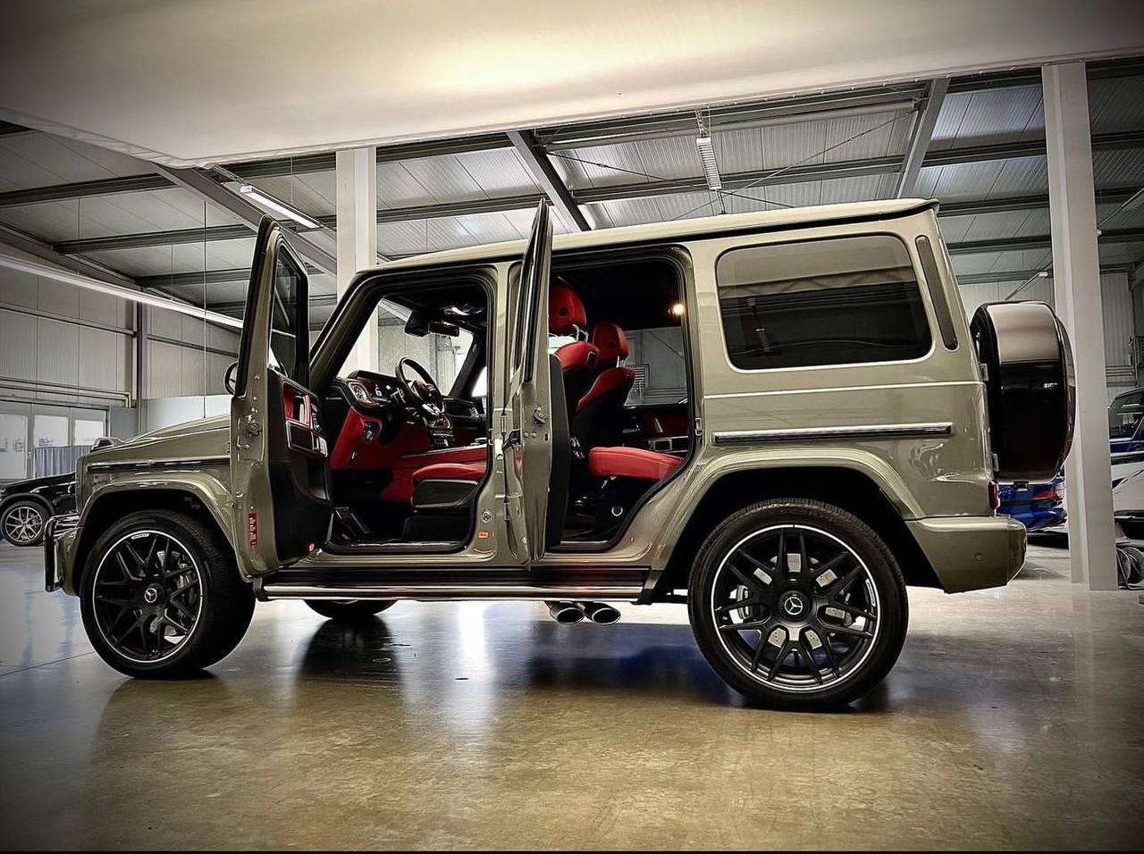 Mercedes-Benz G63